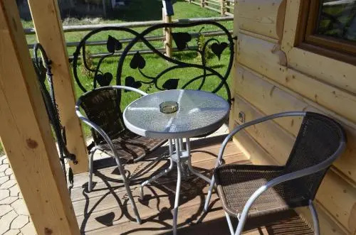 Balcony & Terrace