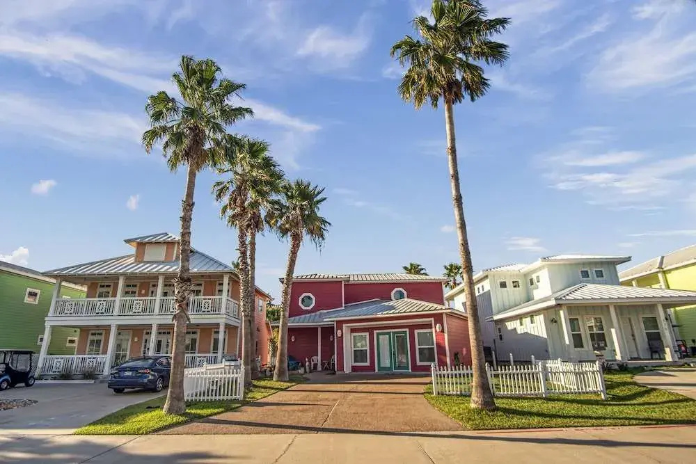 Saltwater Taffy by Silver Sands Vacation Rentals