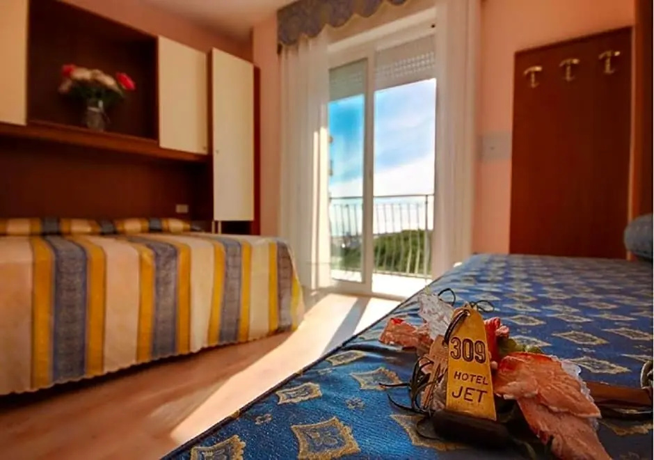 Jet Hotel - Chambres