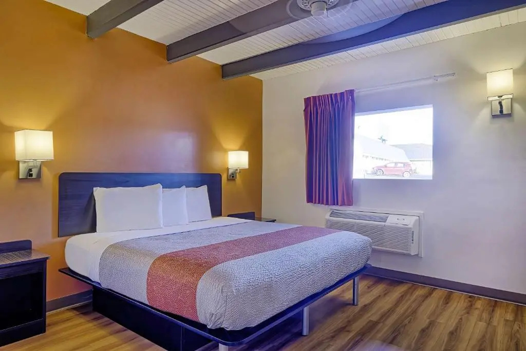 Standard Double room full double bed