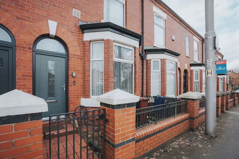 Spacious 4-bedroom Manchester Retreat With Garden