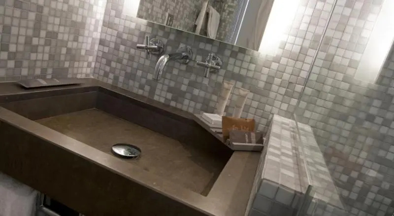 L’Edmond Hotel Parc Monceau 45