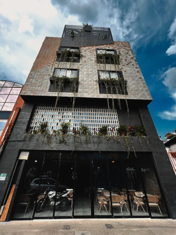 Hotel Zelva Negra