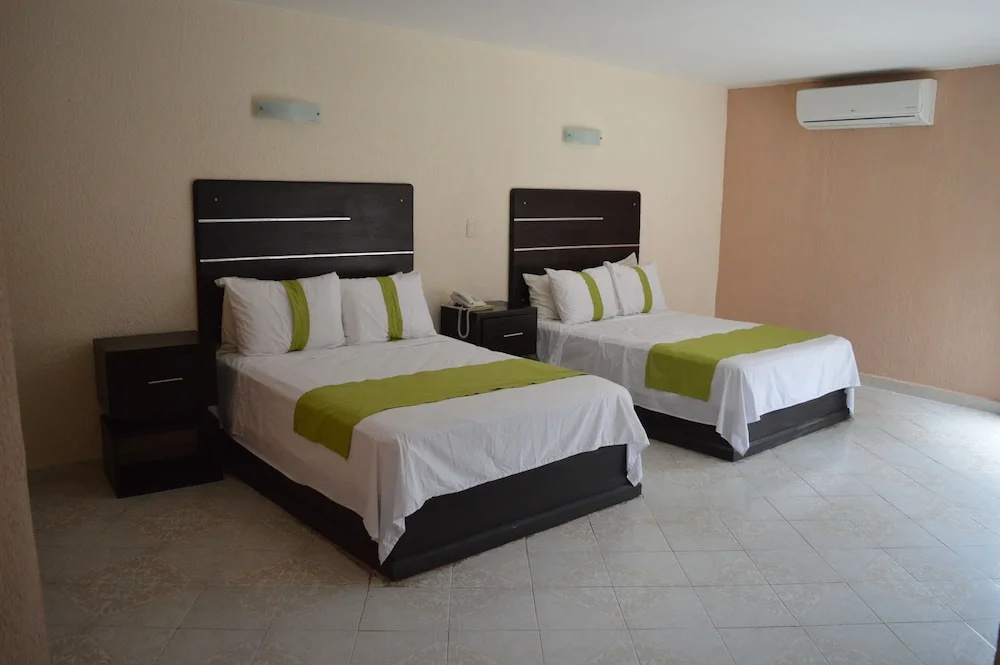 Quadruple Junior Suite