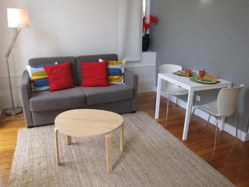 1 Bedroom Apartment with garden view