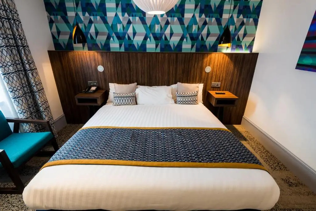 Superior Double room (full double bed)