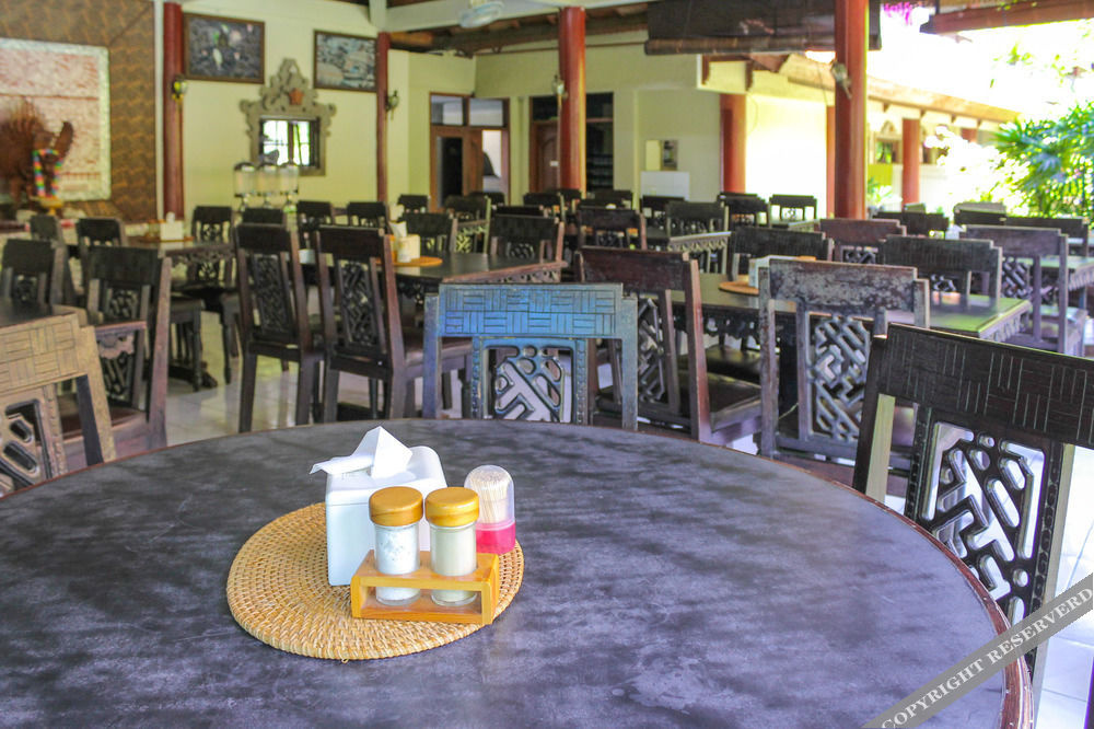 Food & Beverage