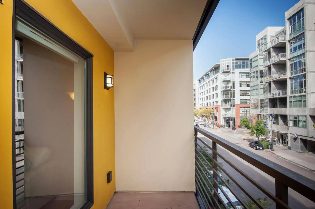 Sunshine Suites at East Village - Général