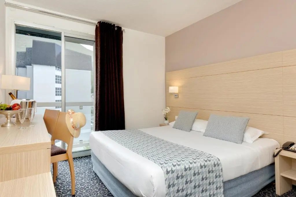 Hotel Mediterranee - Chambres