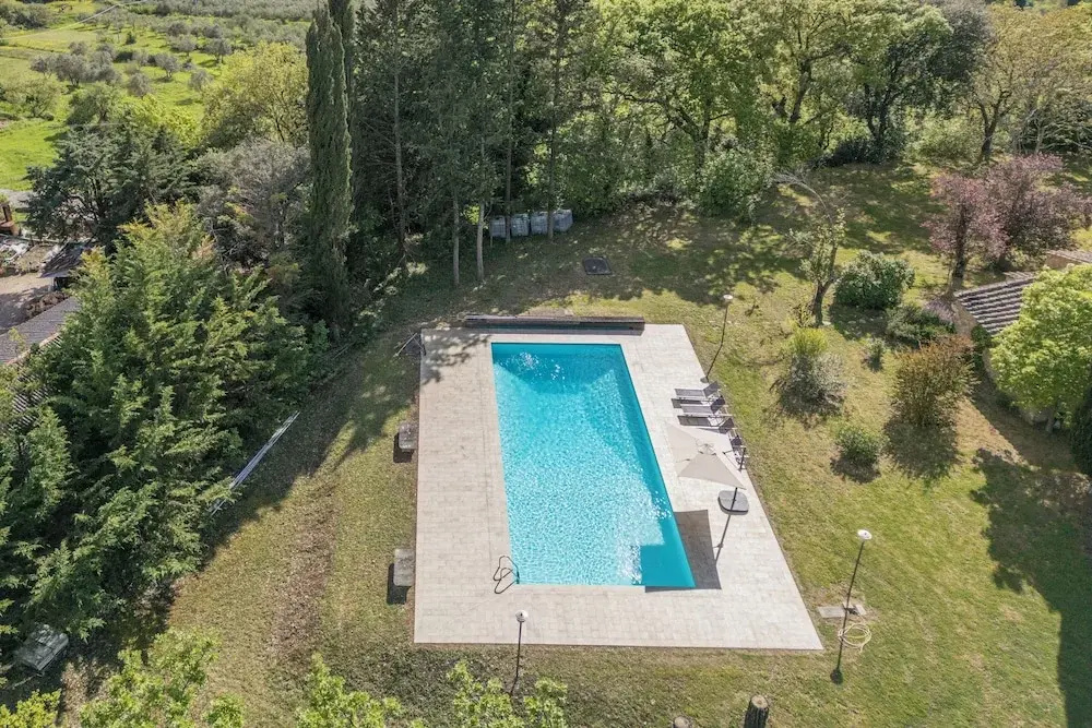 Cottage Monti Pet Friendly Shared Pool