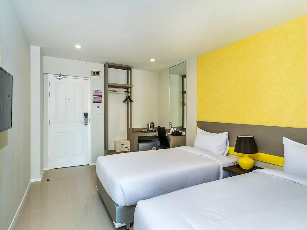 Standard Double room with balcony (twin beds)