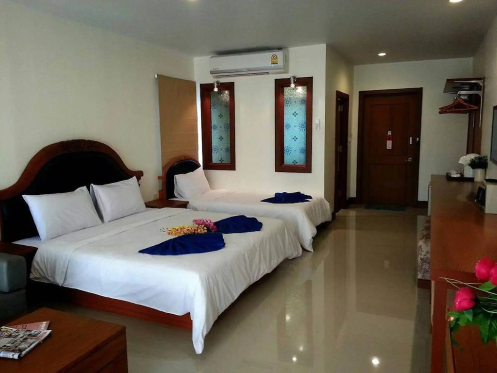 Hotel photo 2