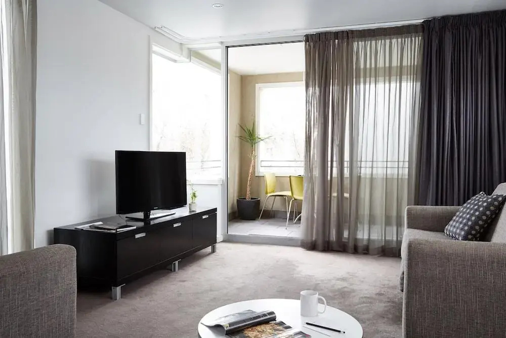 Cosmopolitan Hotel Melbourne by 8Hotels