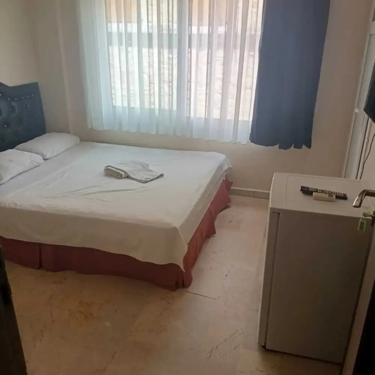 Economy room
