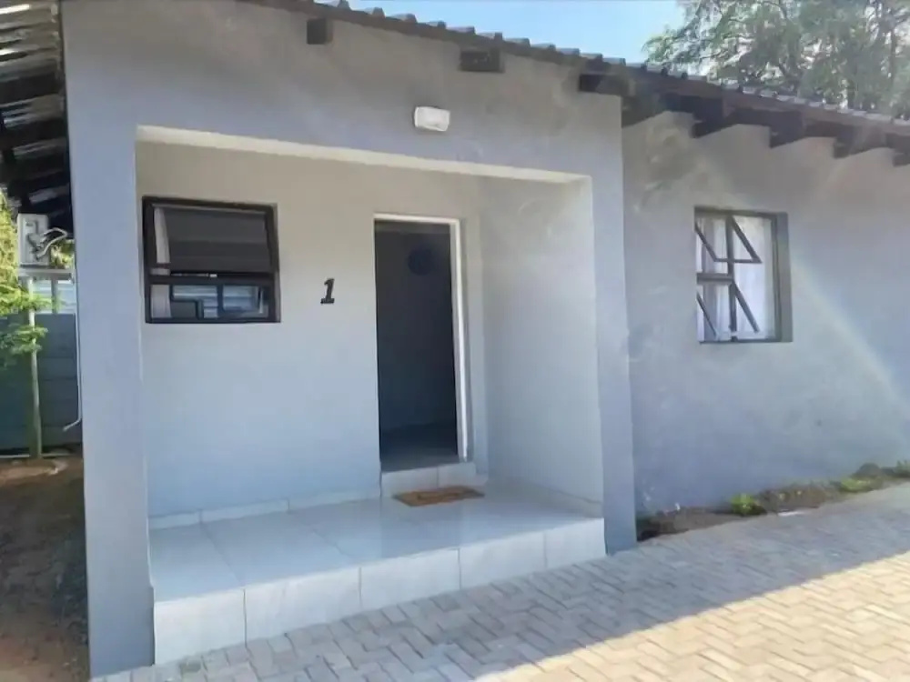 Shabis Guest Lodge