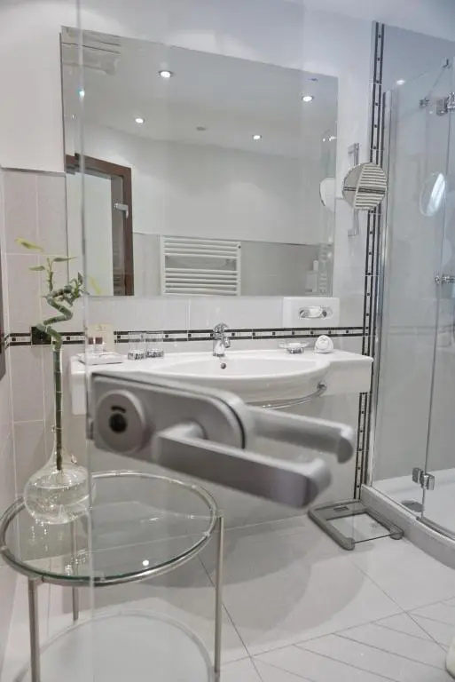 Hotel Maria Theresia - Chambres