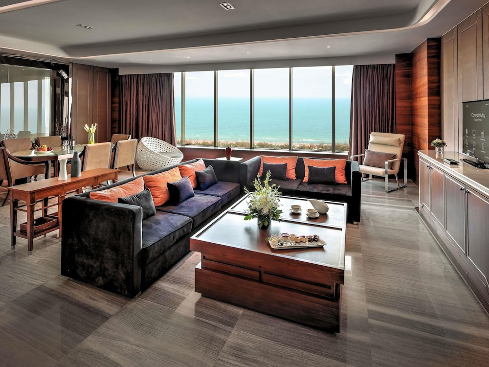 2 Bedrooms Executive Club Suite