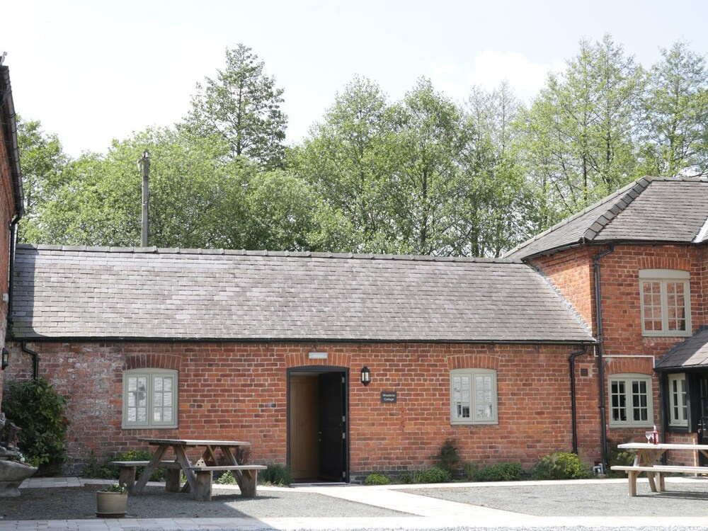 Woodside Cottage