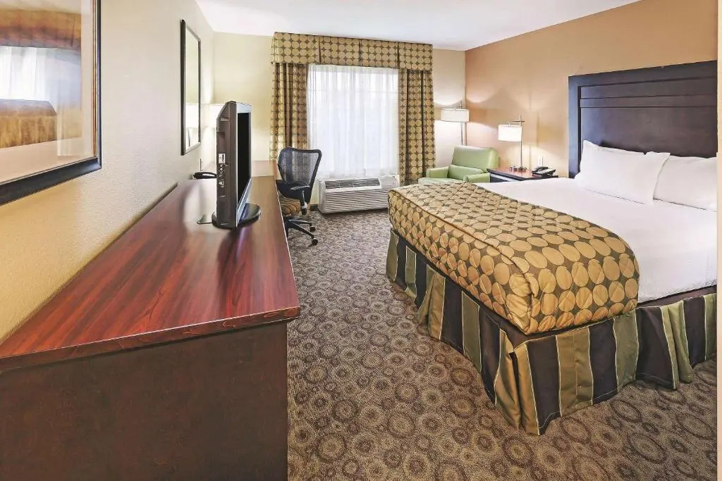 La Quinta Inn & Suites by Wyndham Dickinson - Chambres