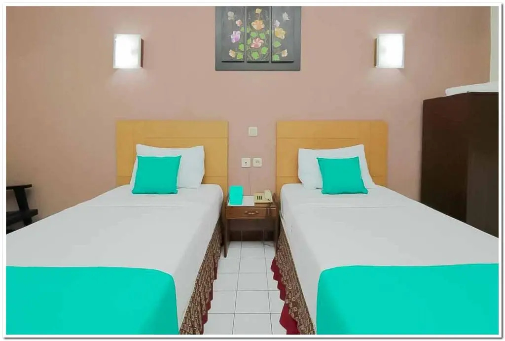 Economy room