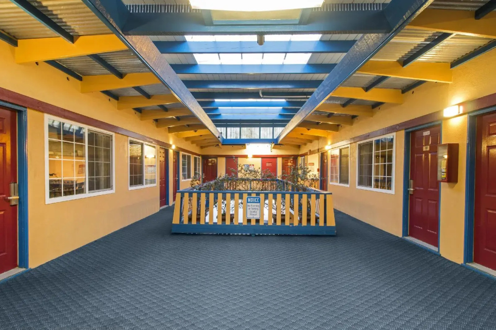 Town House Motel – Historic Old Town Eureka