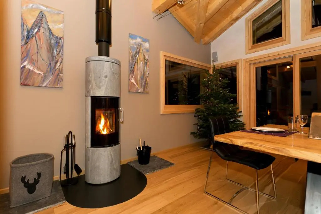 Voir la photo 3 — Chalet Isabelle Mountain lodge 5 star 5 bedroom en suite sauna jacuzzi