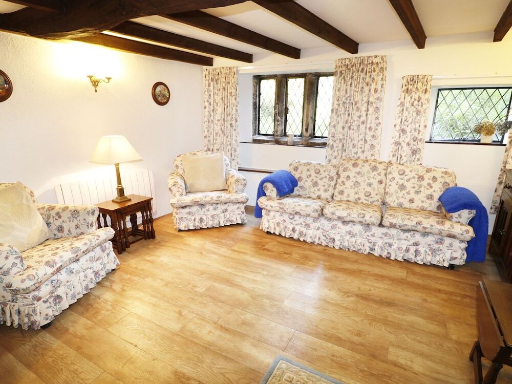 Отель Laburnham Cottage, фото 3