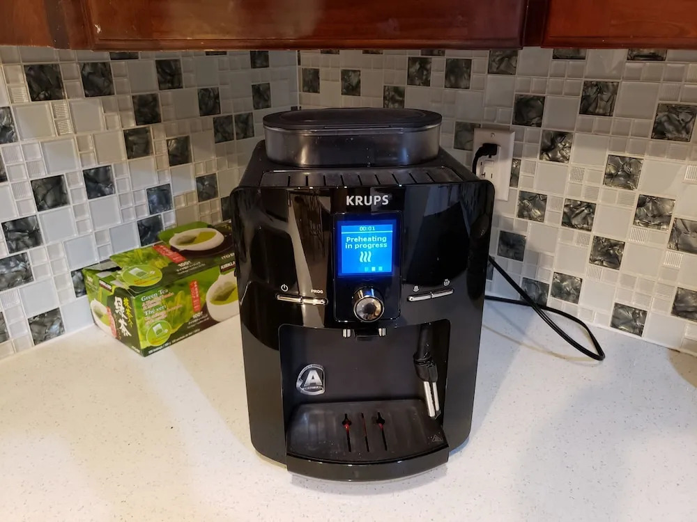 LUXE Retreat at 8050 Kaymar Dr. - фото 21