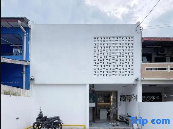 Cermat Guest Rooms 4min Walks to Pelangi Plaza