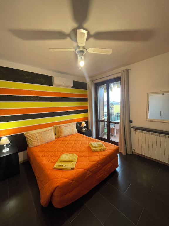 Classic Double room (full double bed)