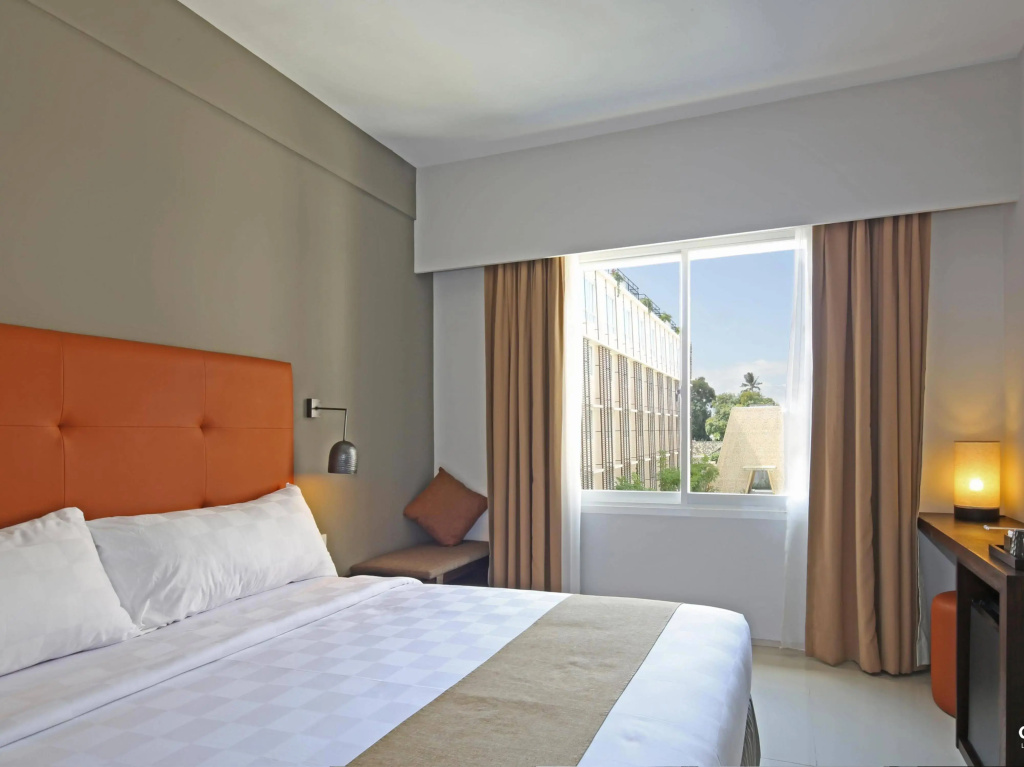 Ananta Legian Hotel — фото