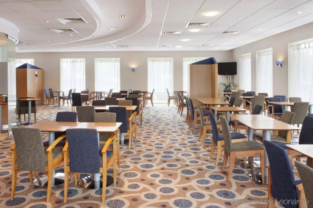 Holiday Inn Express Oxford-Kassam Stadium by IHG - Général