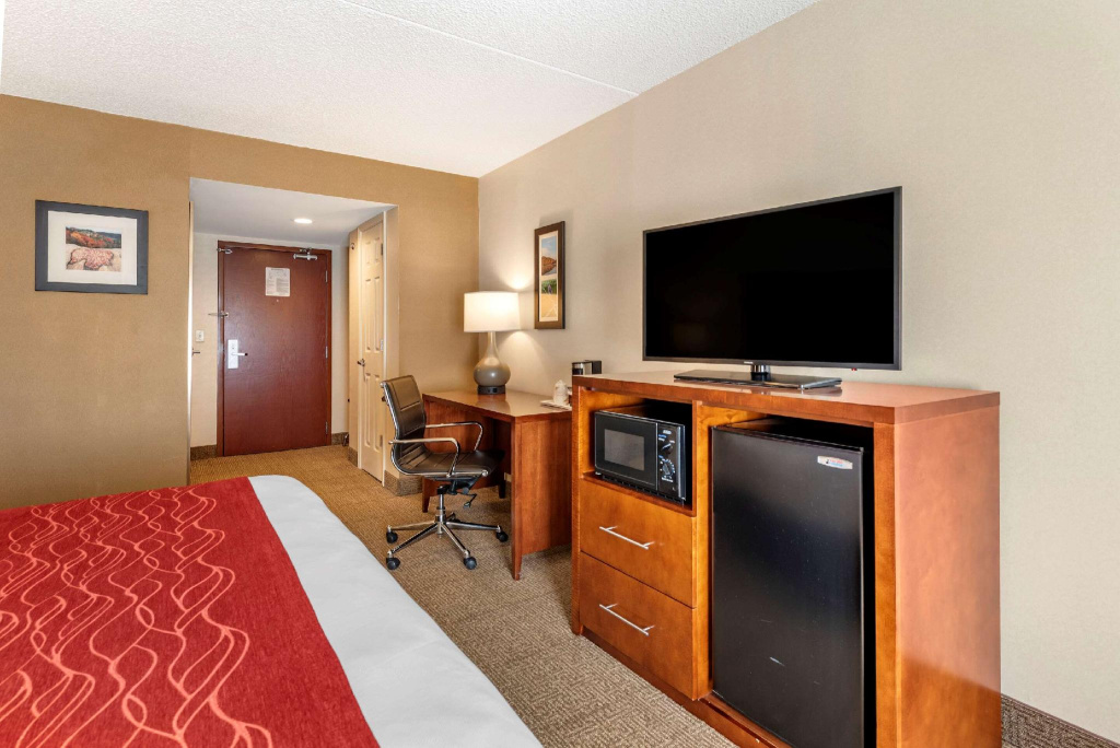 Standard Double room (full double bed)