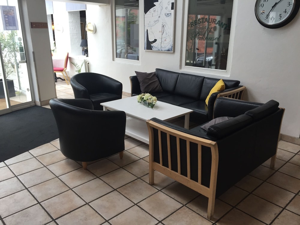 Hotel Assens — 2
