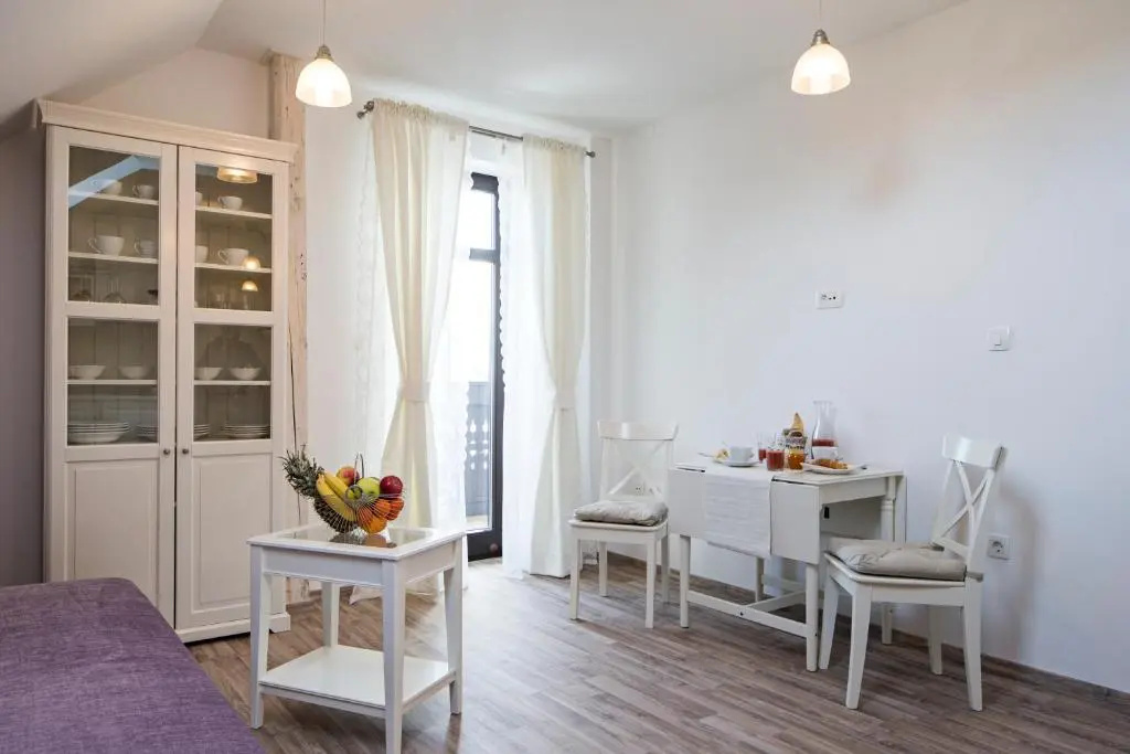 Apartment with balcony