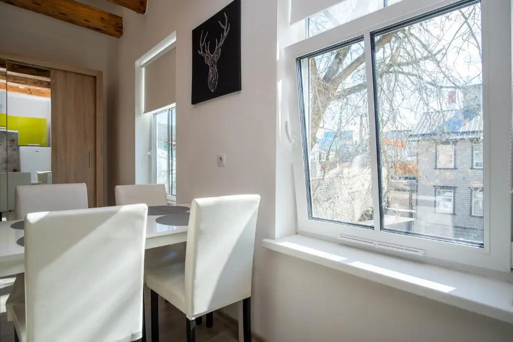 Contact Free Apartments with Free Parking by Dream Stay