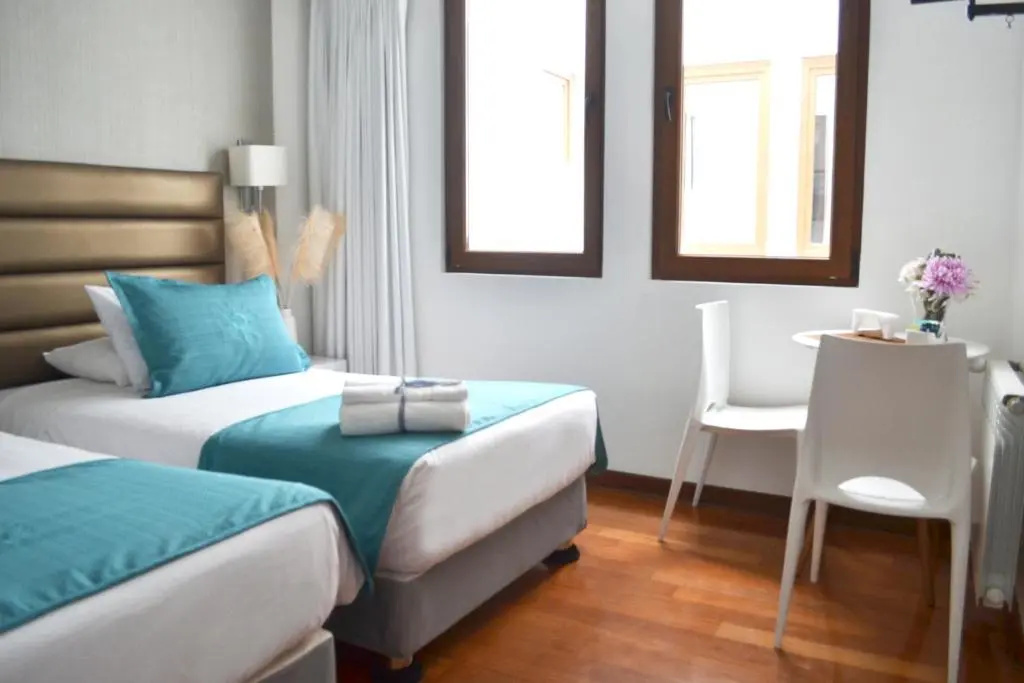 Standard Double room (twin beds)