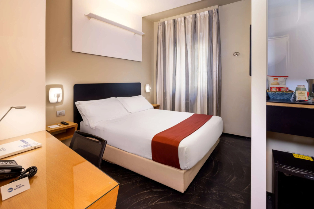 Best Western Hotel Major - Tap to explore photos