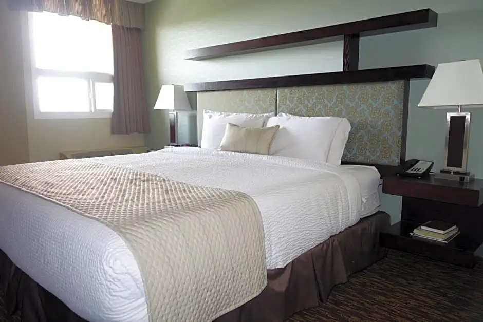 Days Inn by Wyndham Vermilion - Chambres