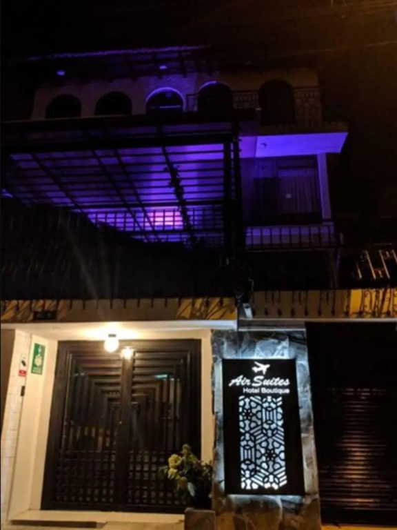 Air Suites Hotel Boutique