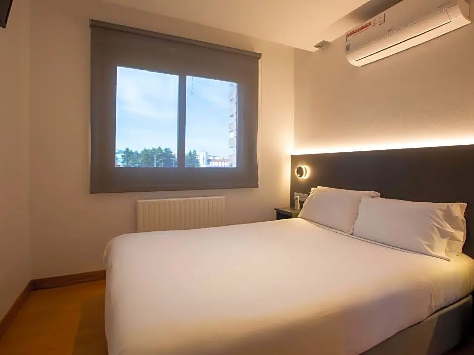 Hotel Sancho Ramírez - Chambres