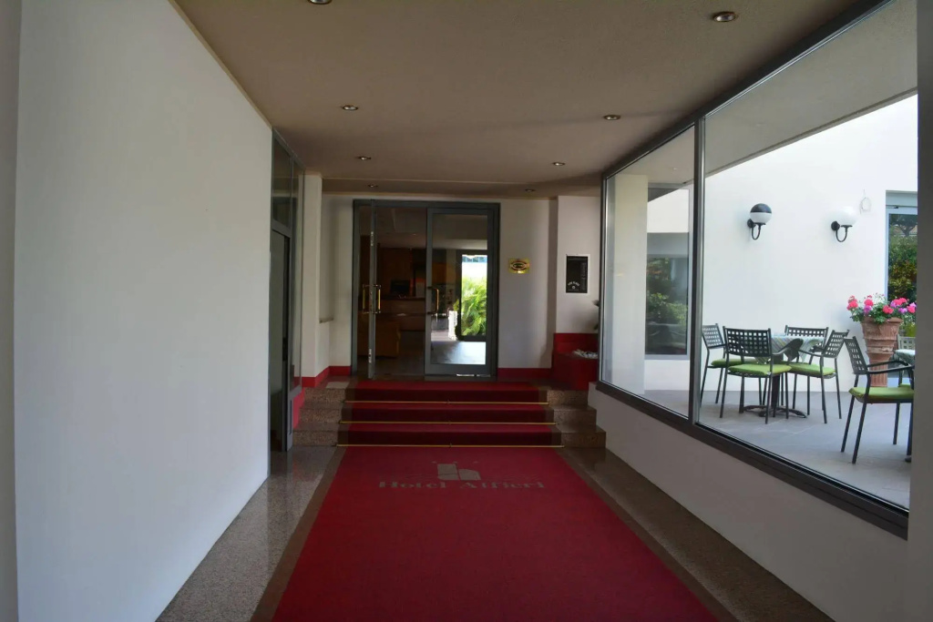 Hotel photo 17