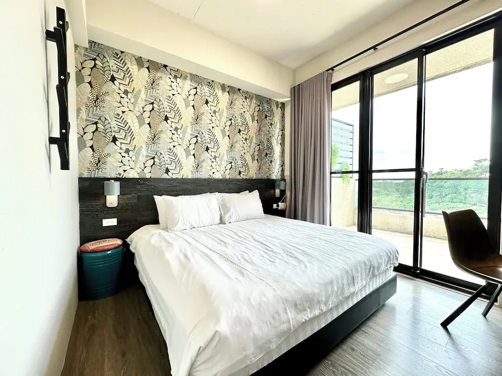 Standard Double room with mountain view (full double bed)