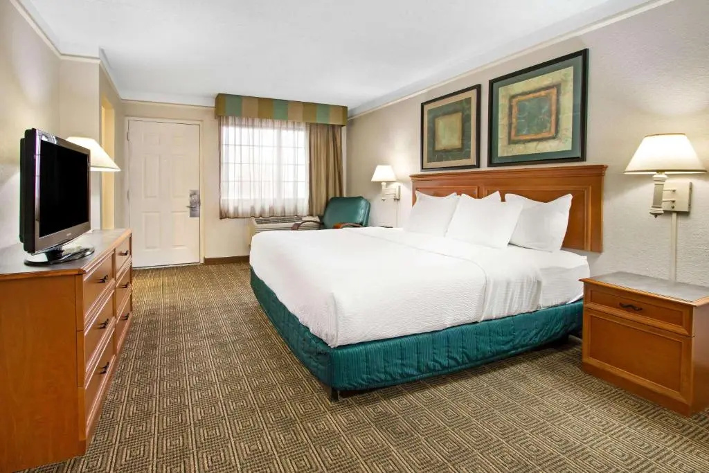 La Quinta Inn by Wyndham Albuquerque Airport - Chambres