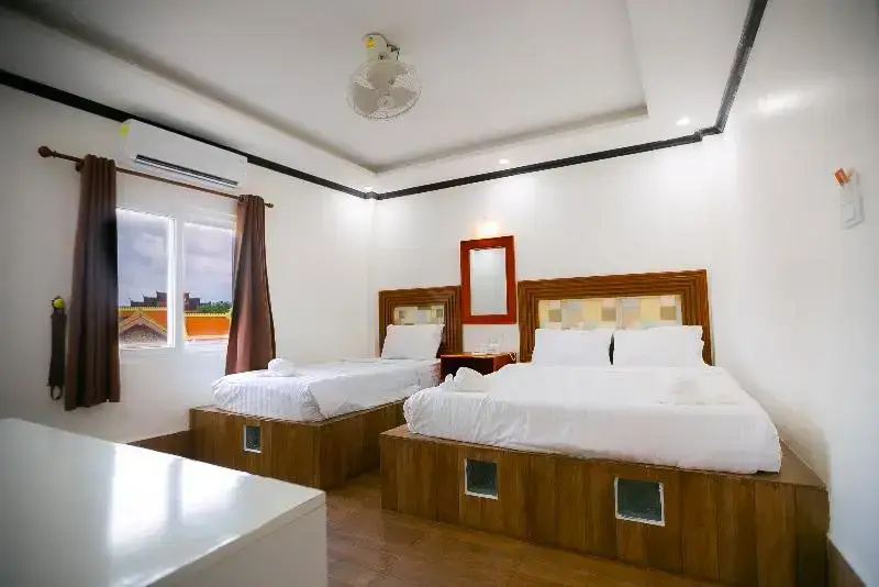 Deluxe Family room