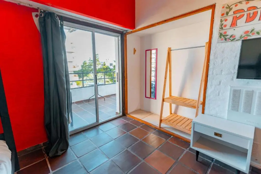 Standard Quadruple room with sea view