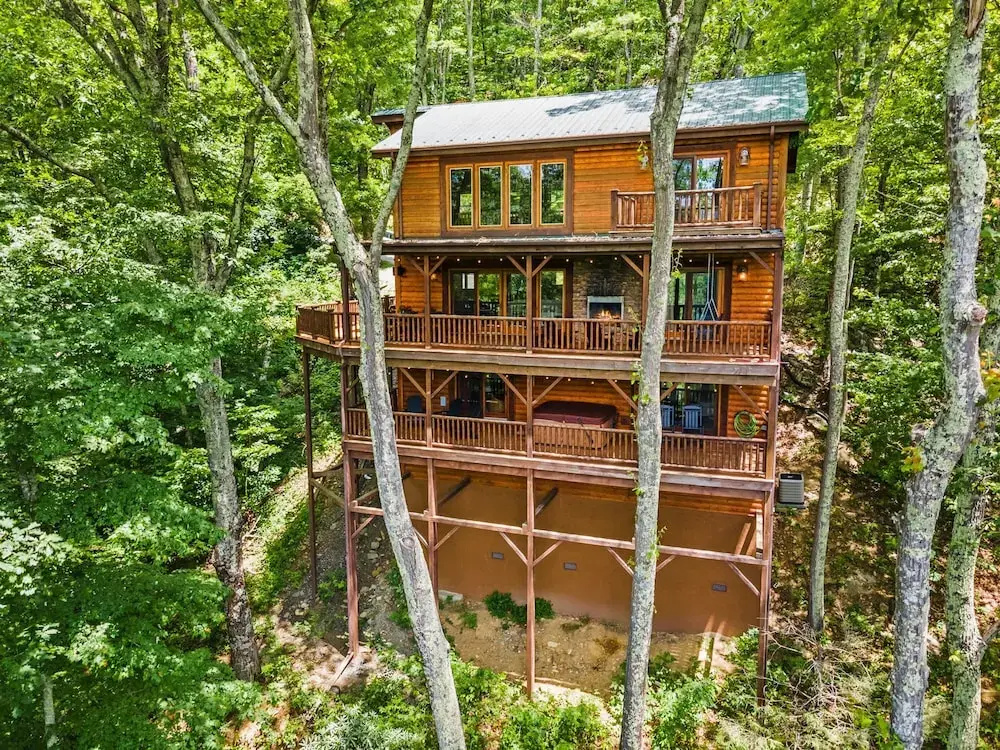 Eagle Nest Lodge Hot Tubs Mountain Views