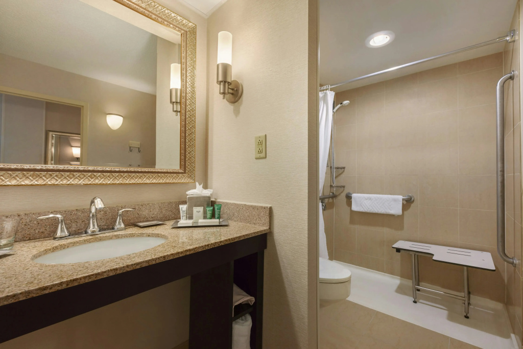 Hilton Fort Wayne at the Grand Wayne Convention Center - Général