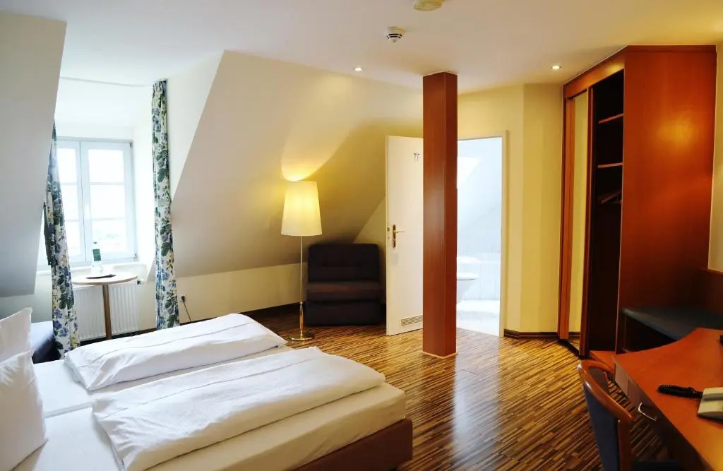 Hotel Goldener Adler - Chambres