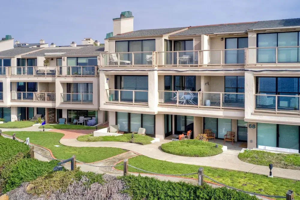 597 S Sierra Avenue - Unit 69